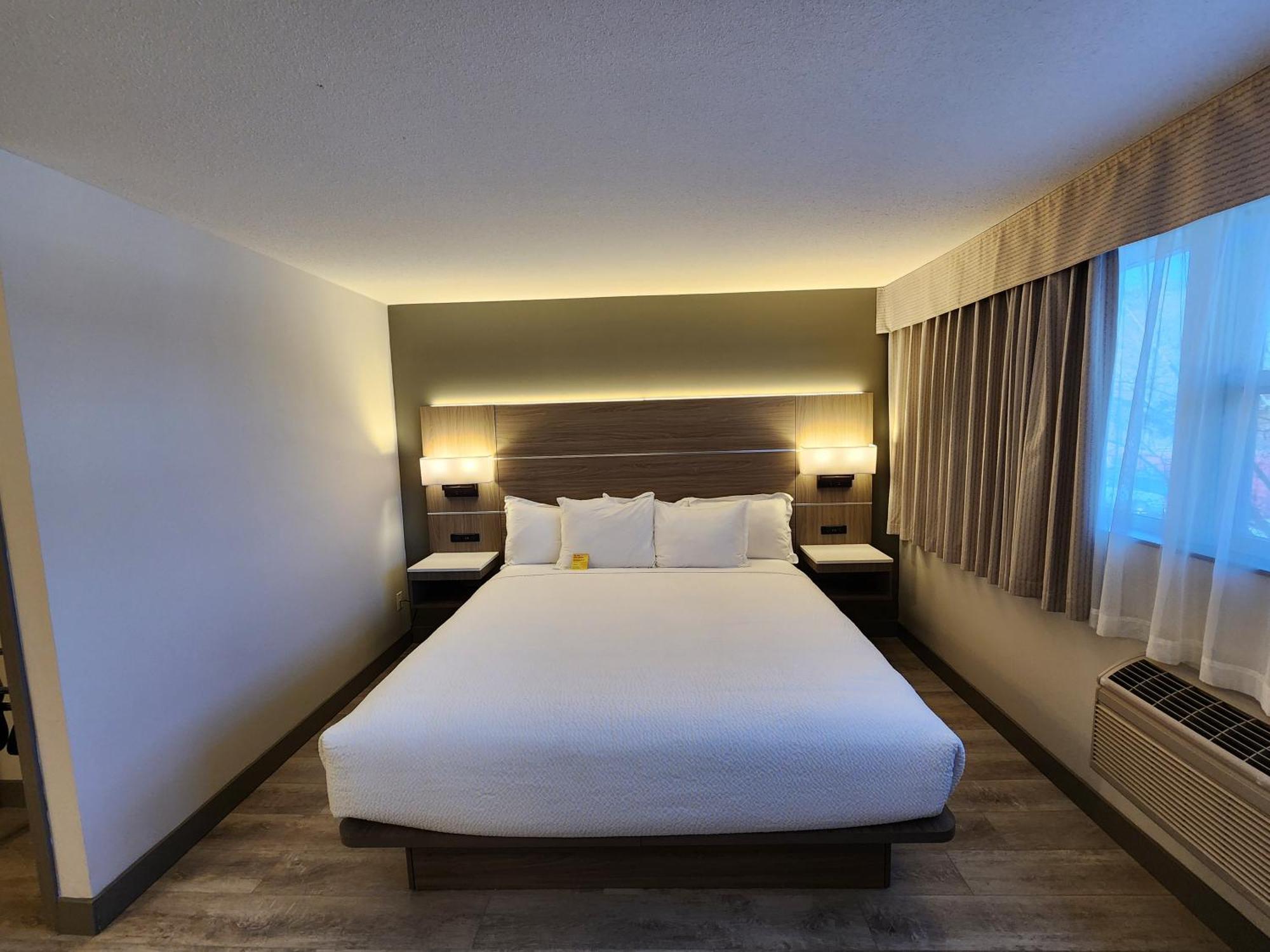 Days Inn By Wyndham Penticton Conference Centre Dış mekan fotoğraf
