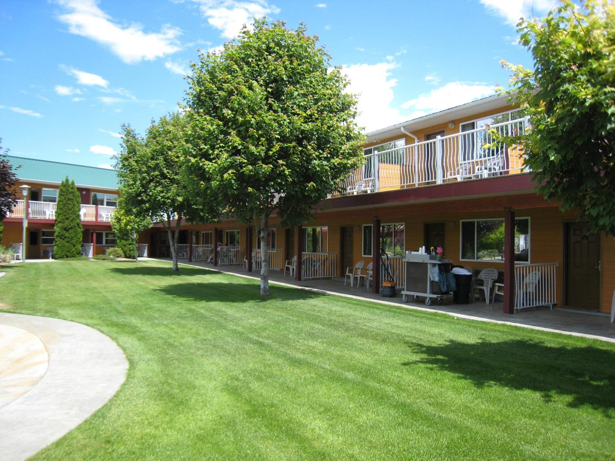 Days Inn By Wyndham Penticton Conference Centre Dış mekan fotoğraf